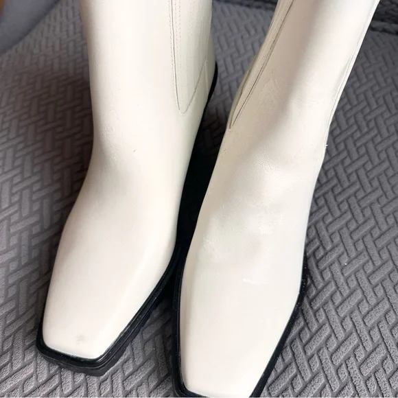 Vince Camuto White Western Ankle Boots with Black Heel - Picture 7 of 11